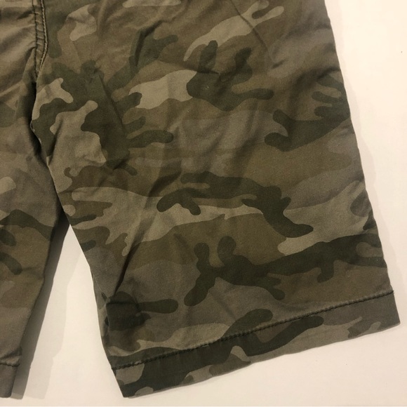 Faded Glory Shorts Women’s Size Large Camo Print - Picture 8 of 9